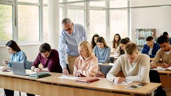 Etudiants dans une salle de classe