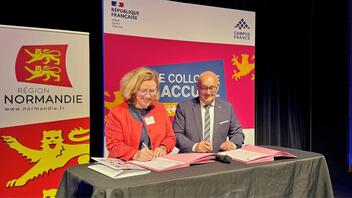 Signature du partenariat entre Campus France et la région Normandie