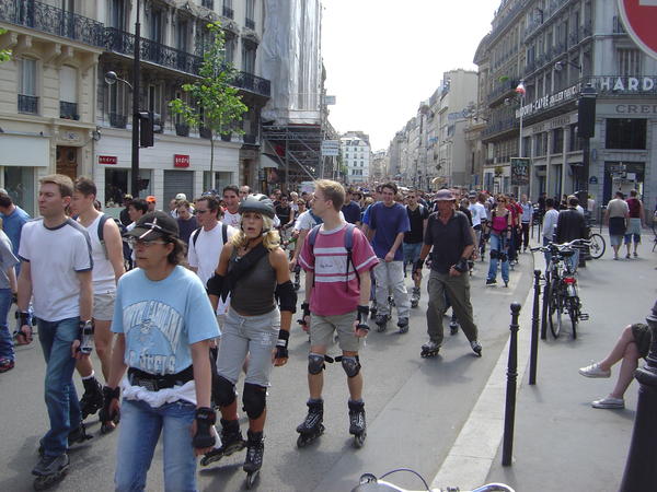 Roller ride in Paris pari roller