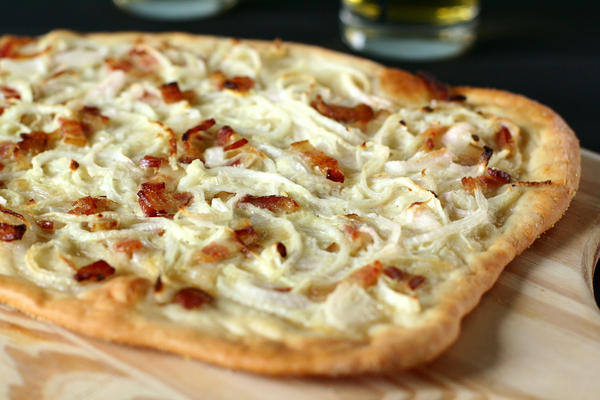 tarte flambÃ©e alsacienne