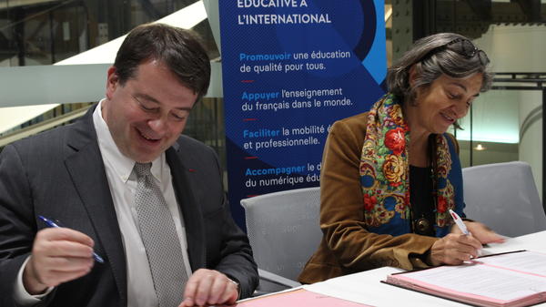 signature accord cadre Campus France et France Éducation international