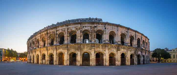 Nîmes