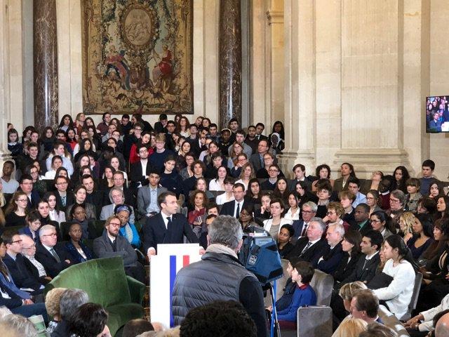 Una ambición para el idioma francés y el multilingüismo", el Plan para el  idioma francés de Emmanuel Macron | Campus France