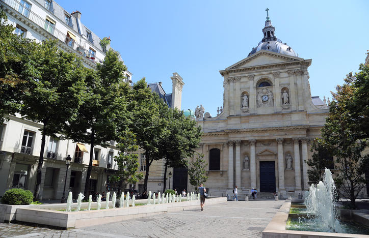 Place de la Sorbonne à Paris place sorbonne paris
